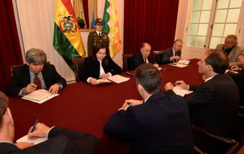 Bolivia abre posibilidad de diálogo con México por conflicto sobre asilados
