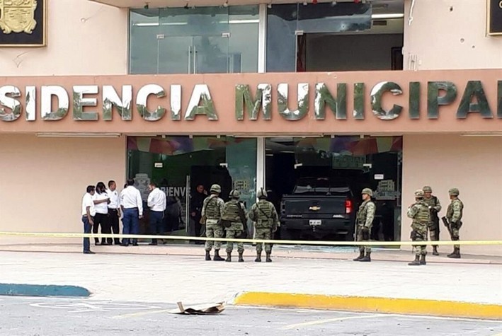 Enfrentamiento en Presidencia Municipal de Río Bravo en Tamaulipas