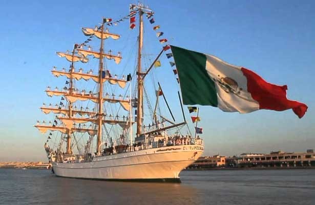 La Semar busca a la cadete que cayó al mar