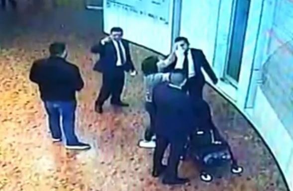 Expulsan a una mujer por amamantar a su hija en el Museo de Arte Moderno