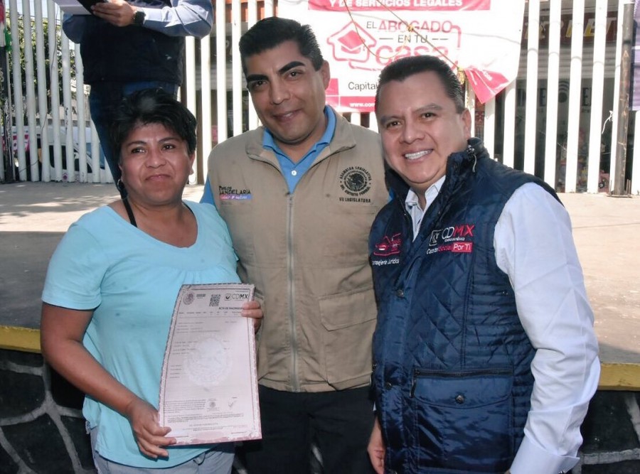 Dan servicios legales gratuitos en Iztapalapa