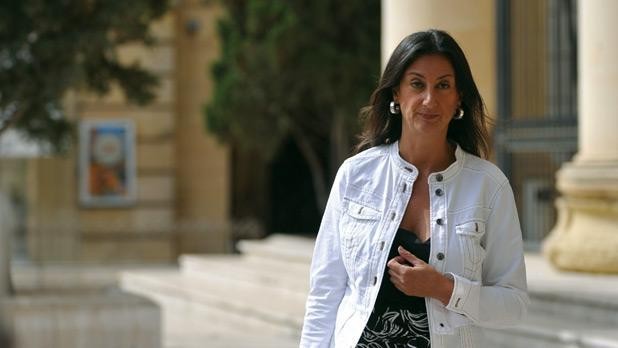 Asesinan a periodista maltesa que investigaba la corrupción del gobierno maltés