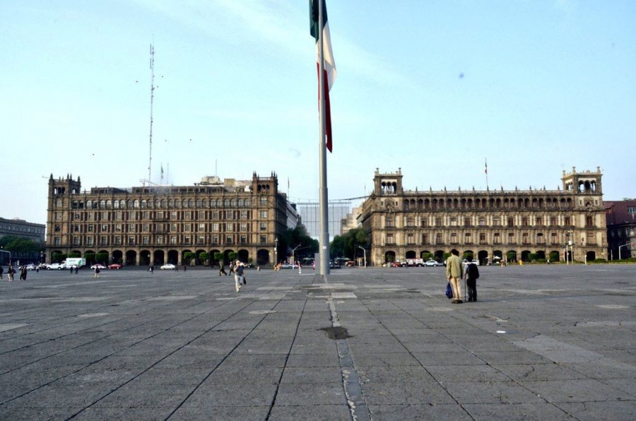 Anuncian detalles sobre rehabilitación del Zócalo