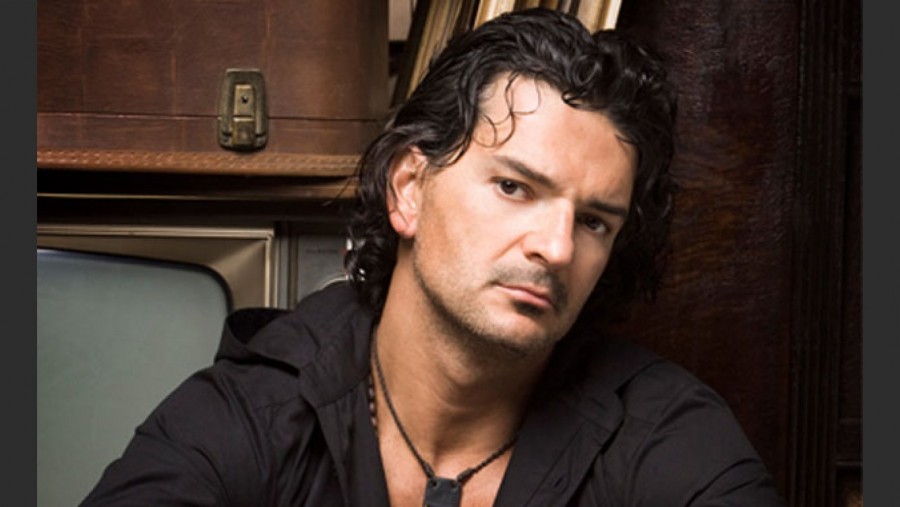 Ricardo Arjona se retira de programa de TV por preguntas incómodas
