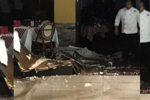 Cae plafón de Parque Delta tras lluvia