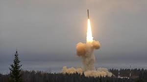 Rusia cuenta con misil intercontinental capaz de llevar ojivas nucleares