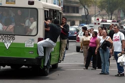 Transportistas acuerdan descuentos fiscales en la CDMX