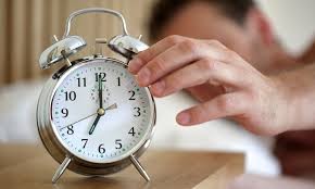 Concluye horario de verano; atrasa tu reloj una hora