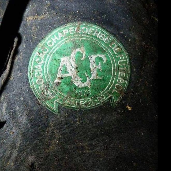 Cae avión en el que viajaban 22 jugadores del Chapecoense