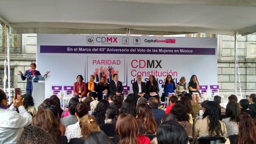 Piden que Constitución haya paridad de política