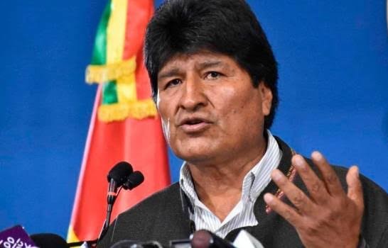 Evo Morales dimite a la presidencia de Bolivia tras presión social