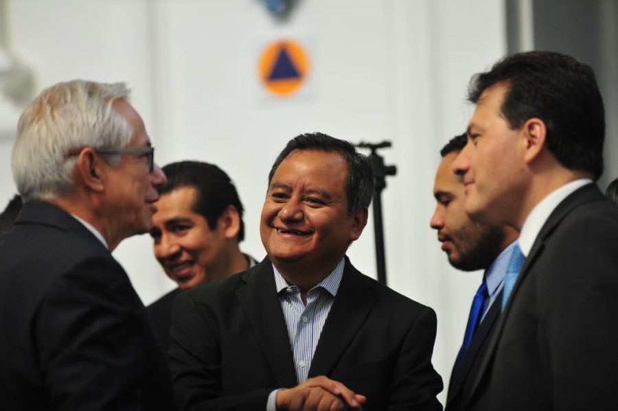 Retira Morena corral de la ignominia en Congreso de la CDMX