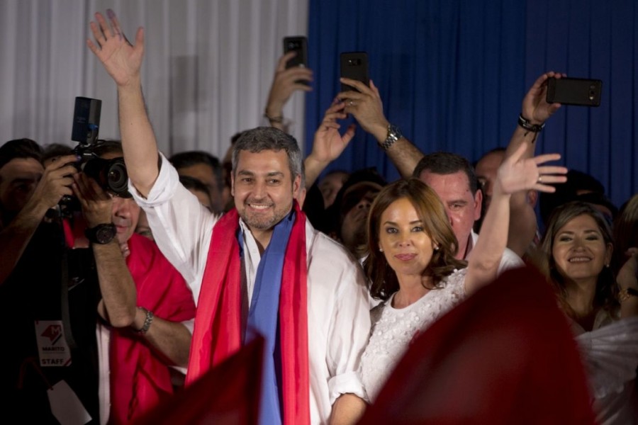 Asume nuevo presidente de Paraguay